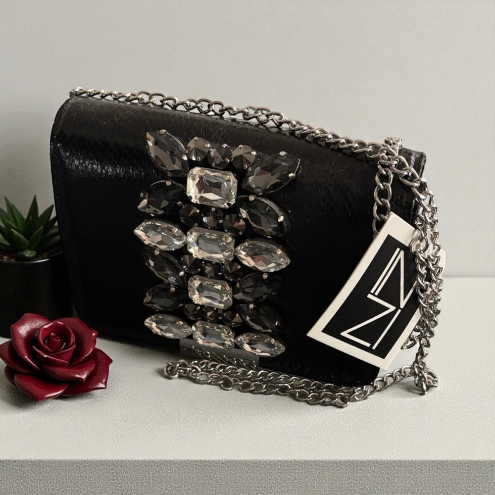 NWT INZI Black Handbag Clutch Crystal Embellishments Chain Strap Snakeskin